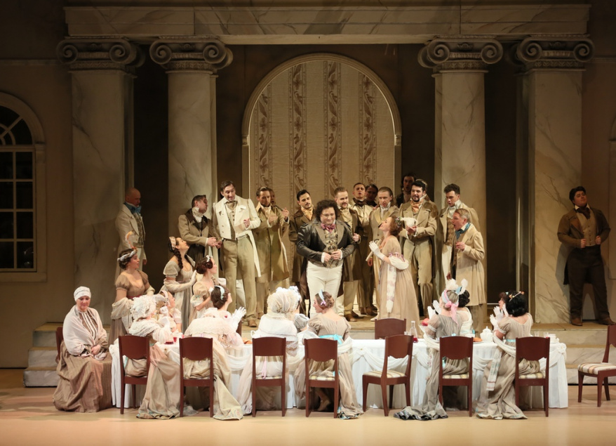 Евгений Онегин (Геликон–Опера). Изображение 1