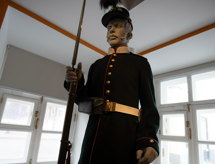 Мундир для героя. Изображение 4