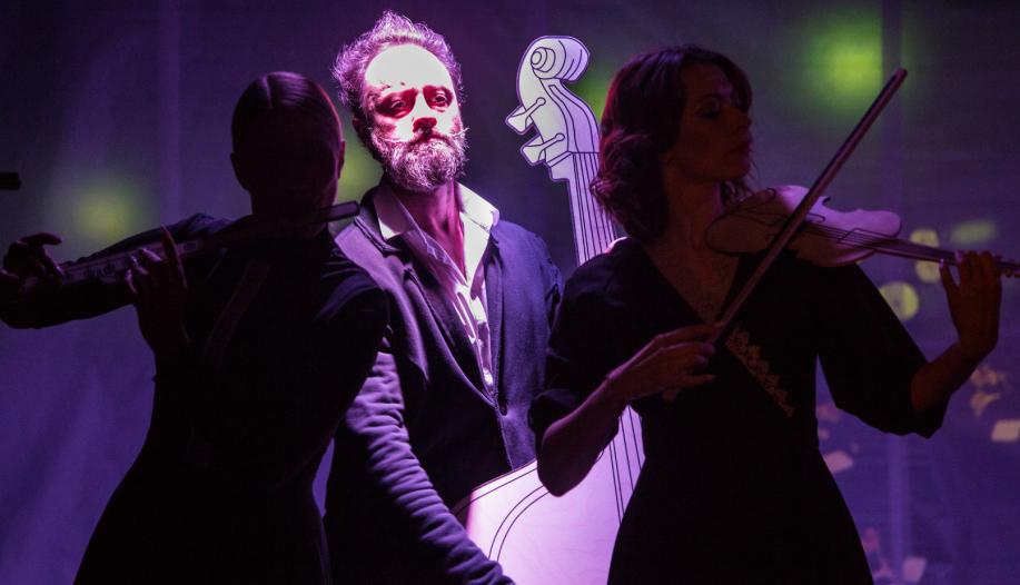 Тео – театральный капитан. Изображение 8