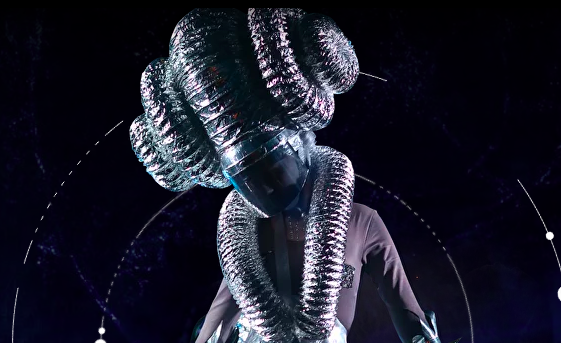 Лунозавр в космосе. Изображение 1