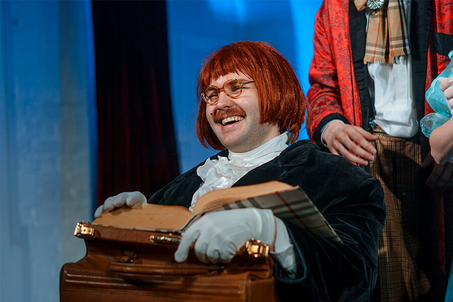 Как важно быть серьёзным (Театр МОСТ). Изображение 3