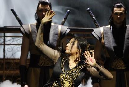 Бал-маскарад. Изображение 1