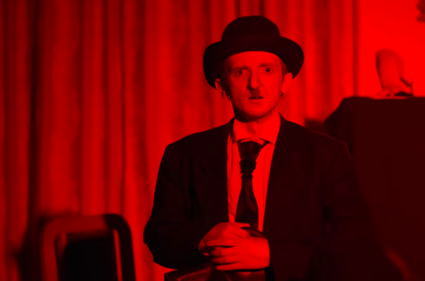 12 стульев (Театр им.Сергея Есенина). Изображение 1