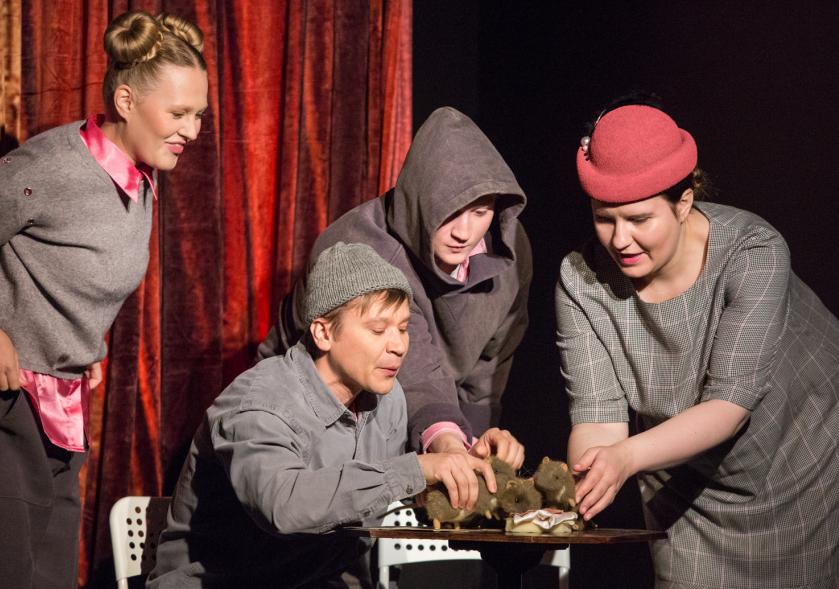 Тео – театральный капитан. Изображение 3