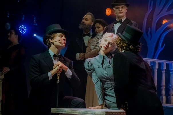 Анна на шее. Изображение 9