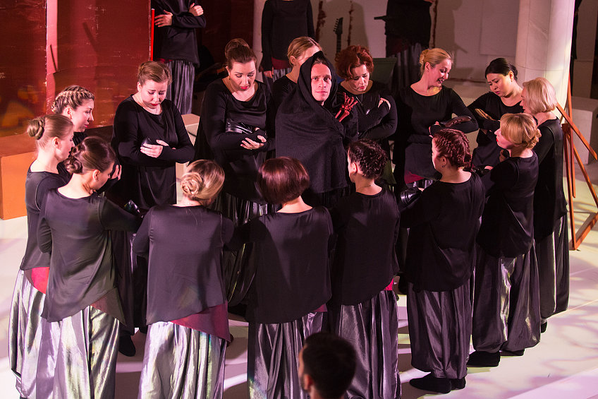 Красное. Изображение 8