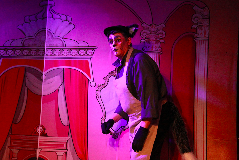 Кошкин дом (Московский театр "Поколение"). Изображение 3