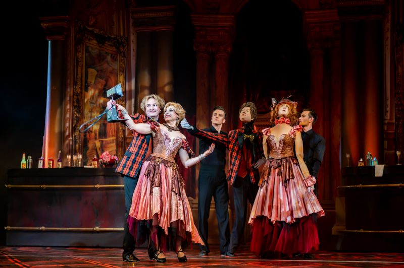 БАЯДЕРА (Московский государственный академический театр оперетты). Изображение 11