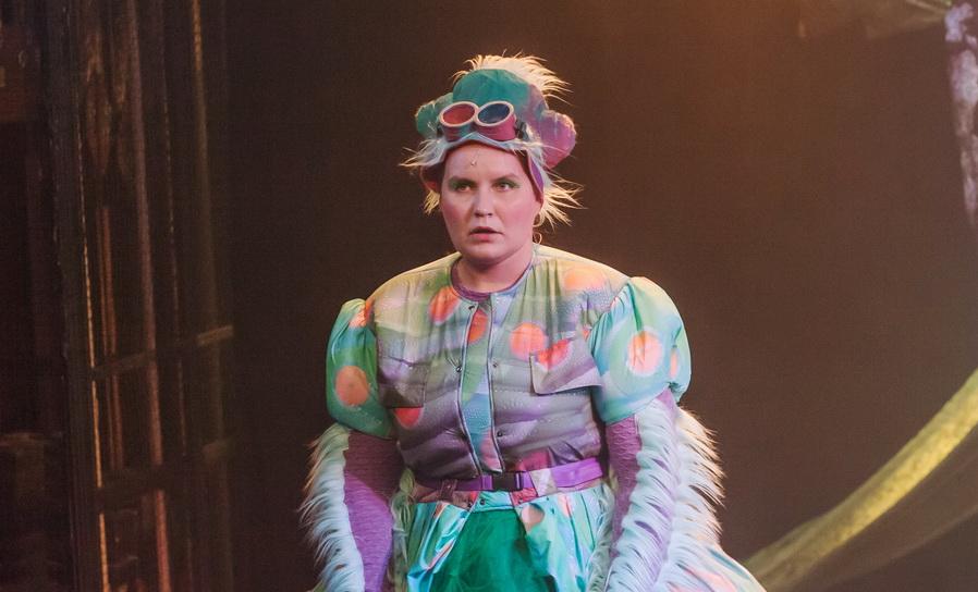 Комар мечтает о зиме. Изображение 8