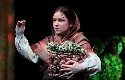 Двенадцать месяцев (Театр Русской Драмы). Изображение 2