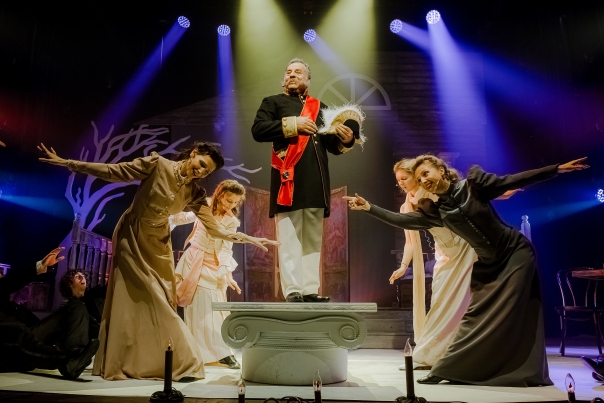 Анна на шее. Изображение 10