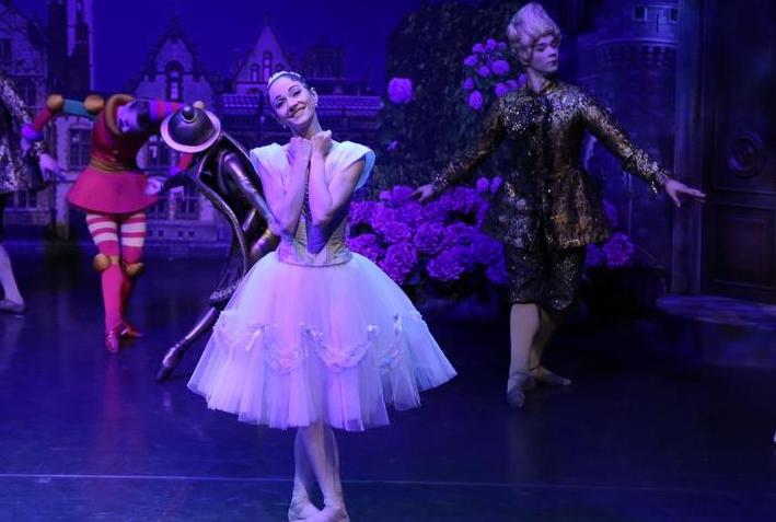 Стойкий оловянный солдатик (на сцене ДМТЮА). Изображение 9