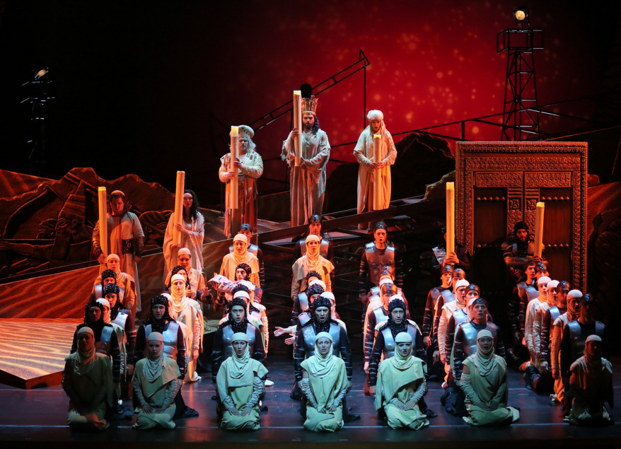 Набукко. Изображение 3