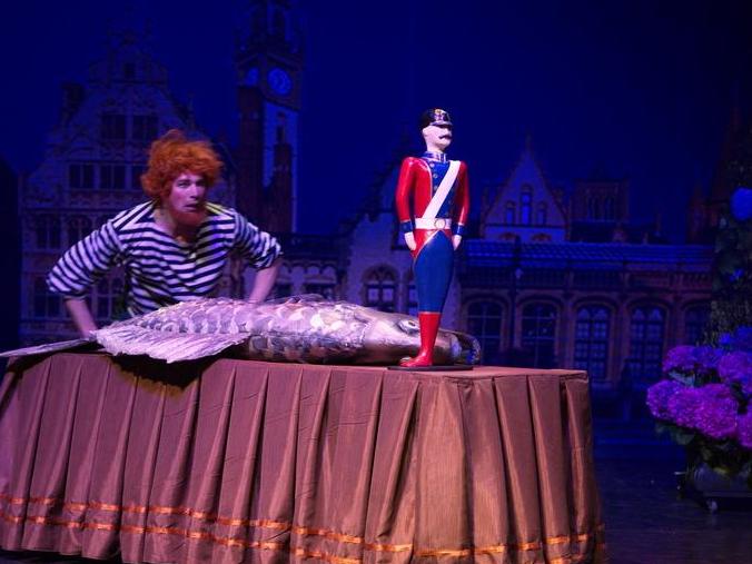 Стойкий оловянный солдатик (на сцене ДМТЮА). Изображение 6