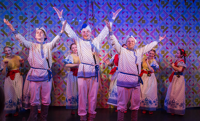 Три Ивана (Театр МОСТ). Изображение 4