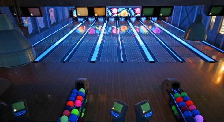 Высотка боулинг клуб. Изображение 5