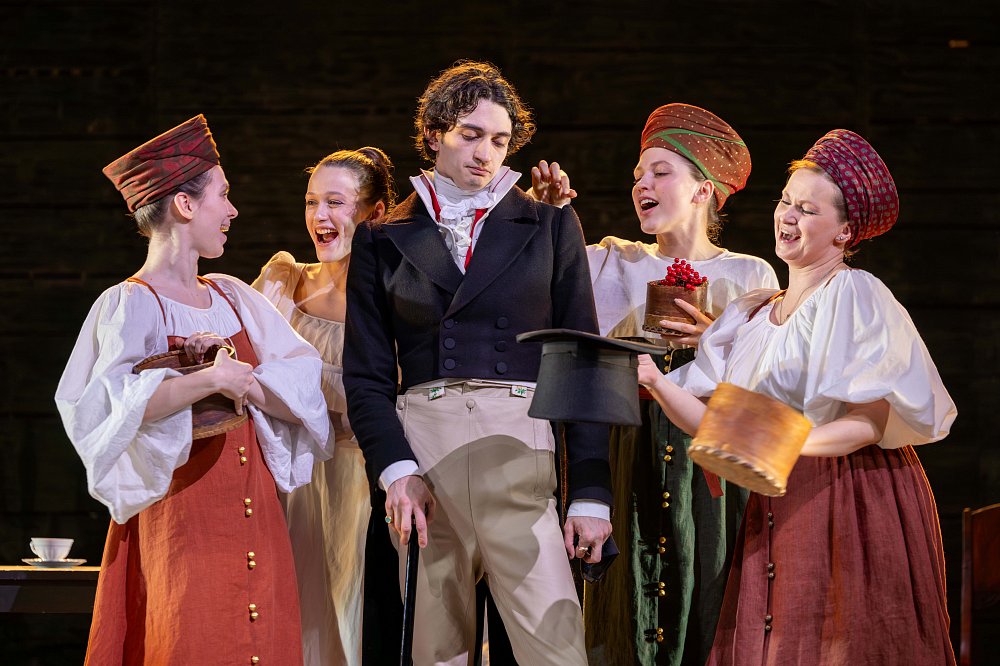 Евгений Онегин (театр им. Вл.Маяковского). Изображение 7