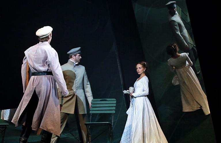 Герой нашего времени (Театр им. Моссовета). Изображение 3