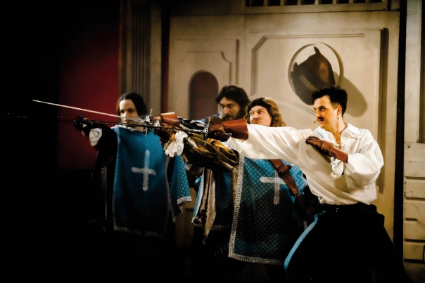 Три мушкетера (Театр у Никитских ворот). Изображение 3