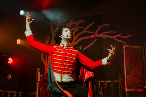 Анна на шее. Изображение 7