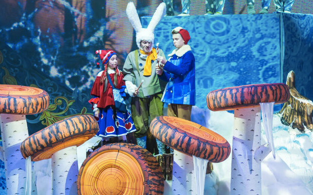 Новая звезда. Ёлка в Храме Христа Спасителя. Изображение 3