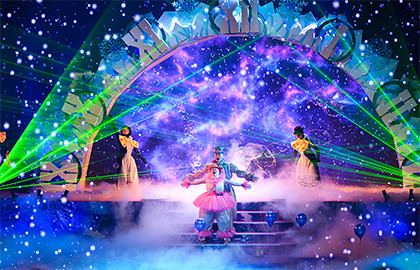 Мосфильм елка «К звездам: миссия снеговик в космосе» . Изображение 2