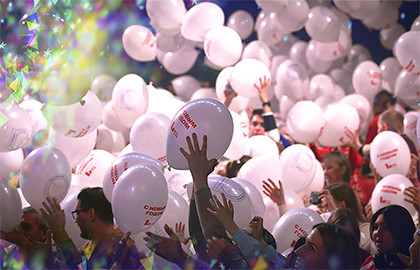 Мосфильм елка «К звездам: миссия снеговик в космосе» . Изображение 4