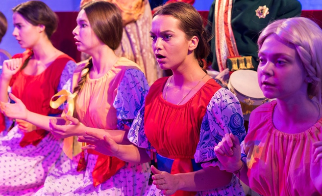 Три Ивана (Театр МОСТ). Изображение 6