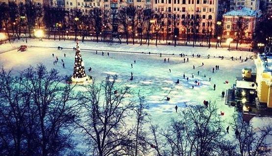 Каток на Патриарших прудах. Изображение 5
