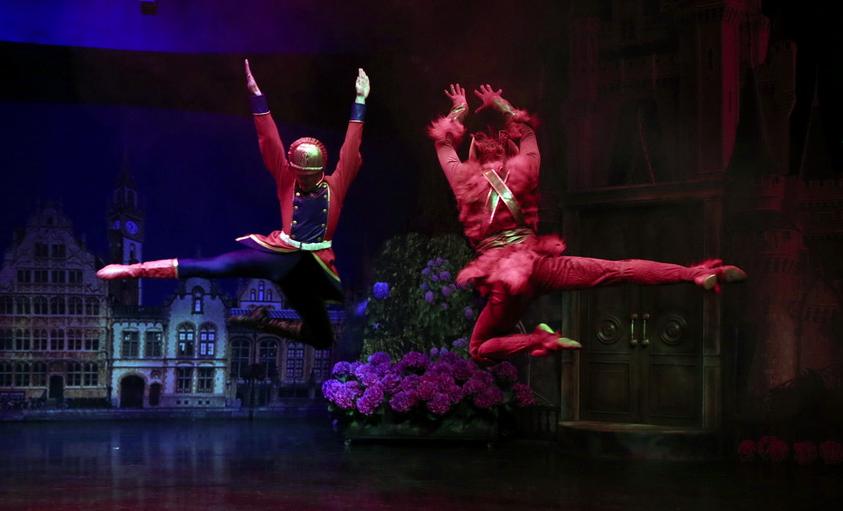 Стойкий оловянный солдатик (на сцене ДМТЮА). Изображение 2