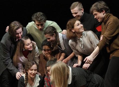 Последний звонок (Московский Театр Русской Драмы п\р М. Щепенко). Изображение 9