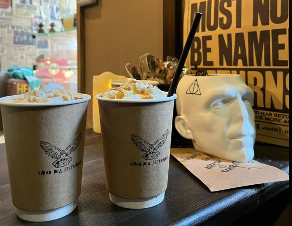 Чулан под лестницей. Изображение 8