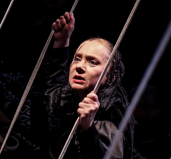 Дом Бернарды Альбы. Изображение 14