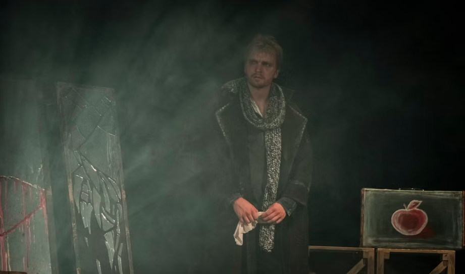 РАСКОЛЬНИКОВ МЕЖДУ ТЬМОЙ И СВЕТОМ. Изображение 2