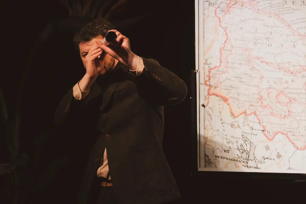 Морж, учитель и поэт (Домик Фанни Белл). Изображение 1