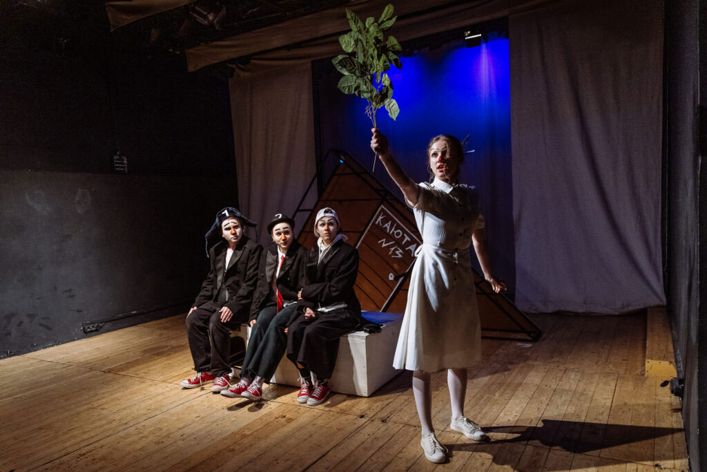 У ковчега в восемь (Вернадского, 13). Изображение 11