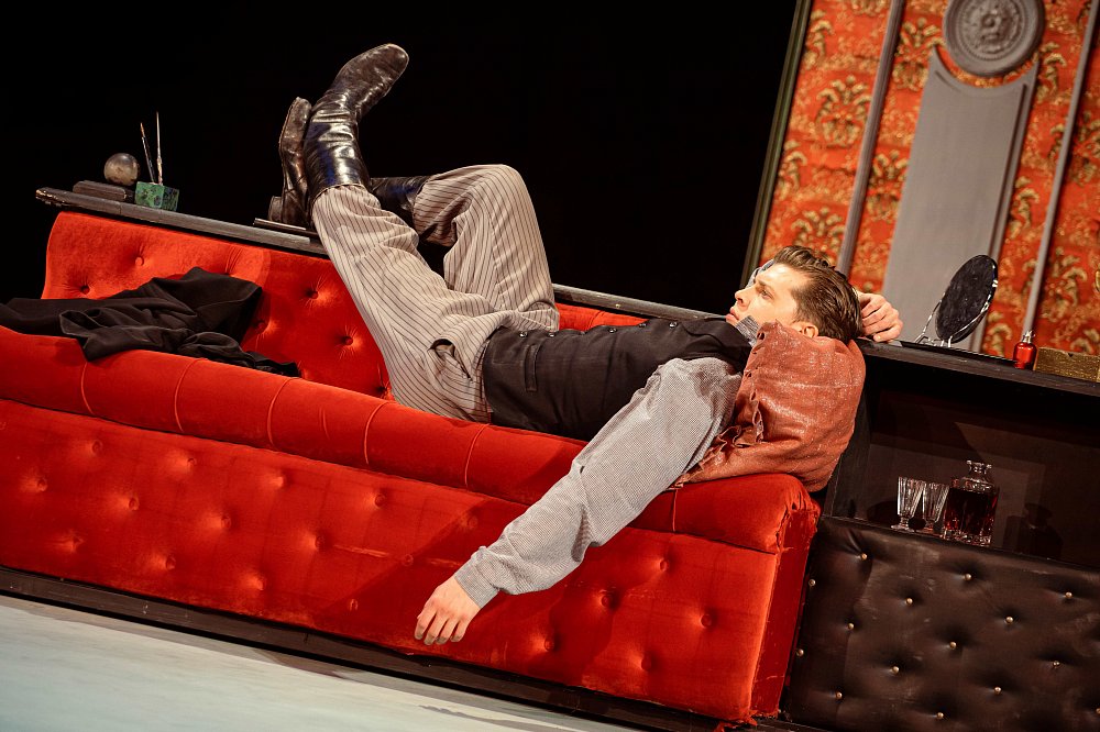 Не все коту масленица (театр им. Вл.Маяковского). Изображение 11