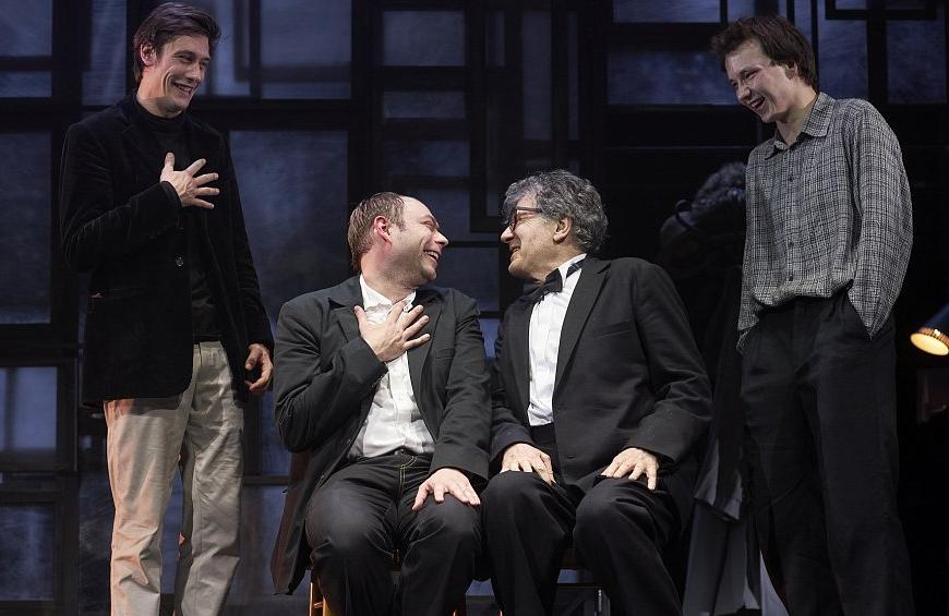 Старший сын (Московский академический театр им. Вл.Маяковского). Изображение 9