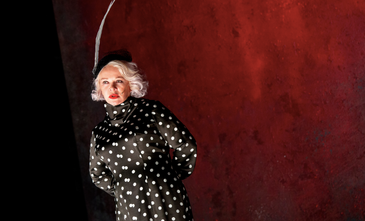 Бесприданница (Театр им. Моссовета). Изображение 4