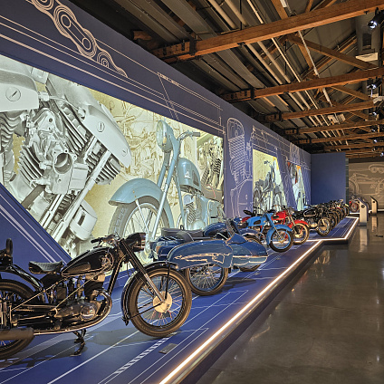 Выставка "Мотолегенды". Изображение 4