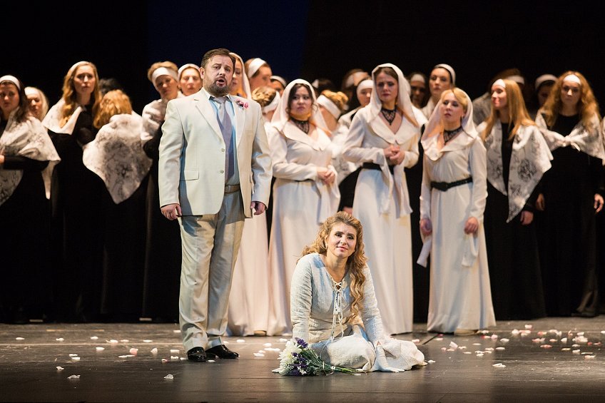 Лоэнгрин. Изображение 1