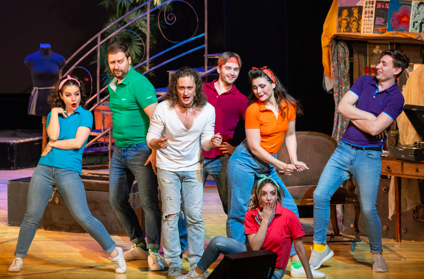 МЮЗИКЛ НА ЧЕРДАКЕ (Театр "Поколение"). Изображение 2