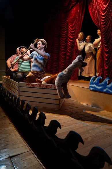 Трое в лодке, не считая собаки. Изображение 7