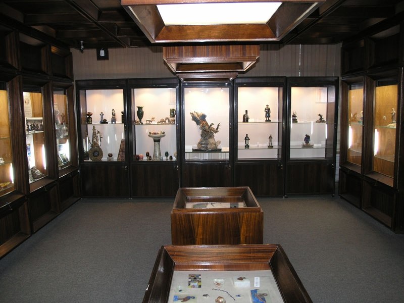 Музей "Самоцветы". Изображение 1