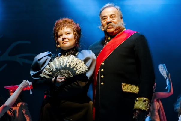 Анна на шее. Изображение 6