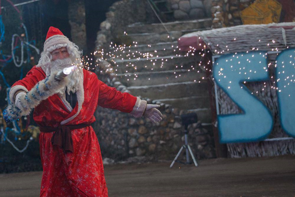 Ёлка у каскадёров "Тайны планеты роботов". Изображение 2