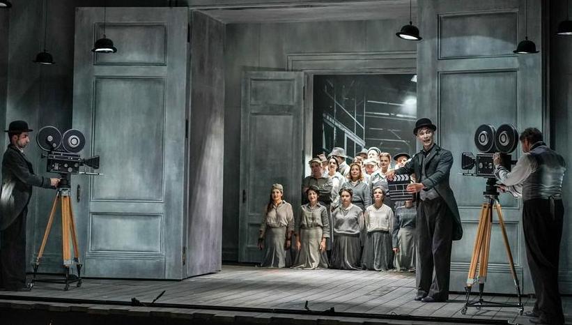 Паяцы. Изображение 9