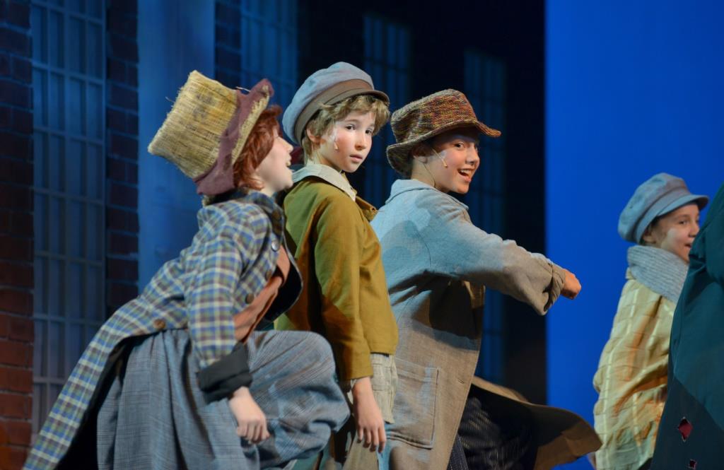 Жизнь и необыкновенные приключения Оливера Твиста. Изображение 7