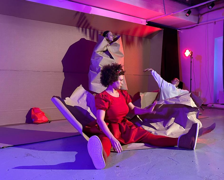 Новогодняя история игрушек. Изображение 1