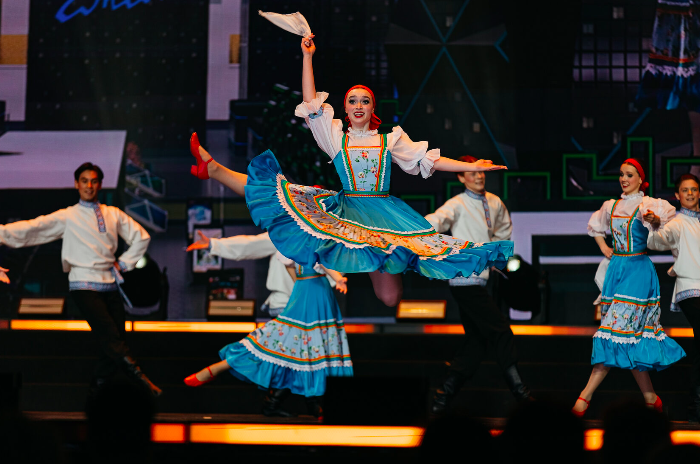 НАВСТРЕЧУ ТАНЦУ. Изображение 4